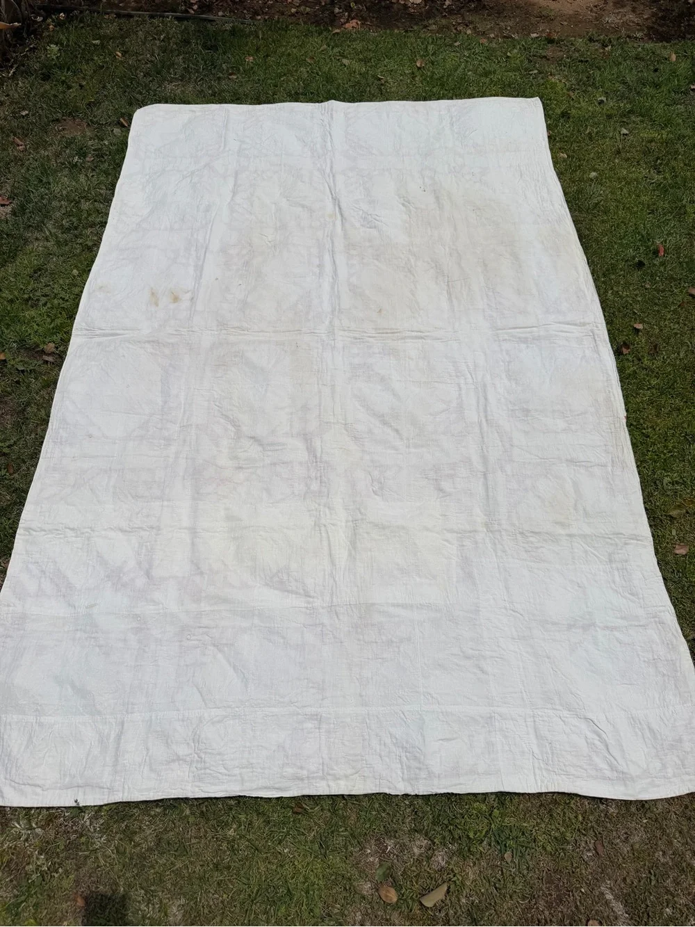 Vintage Pickle Dish Quilt Hand Stitched Red White Gauzy Cotton Thin 57x89 READ